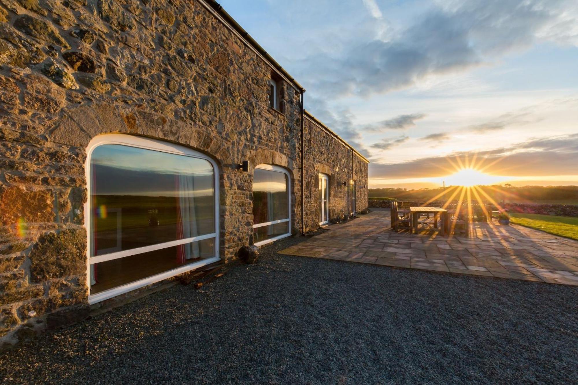 The Outbuildings Villa Newborough  Exterior photo